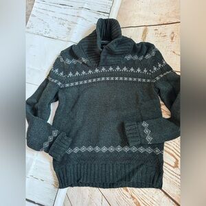 American Eagle Outfitters Dark Gray Knit Sweater size small